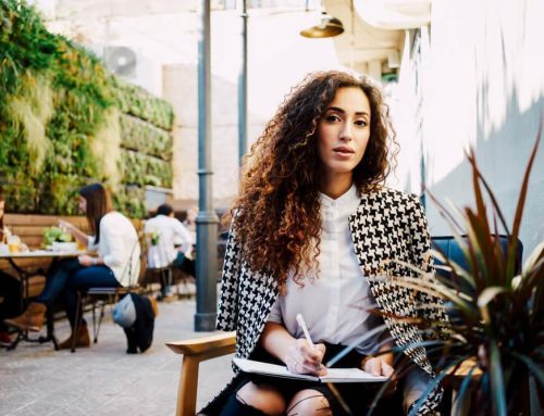 12 Beauty Bloggers to Watch Out For