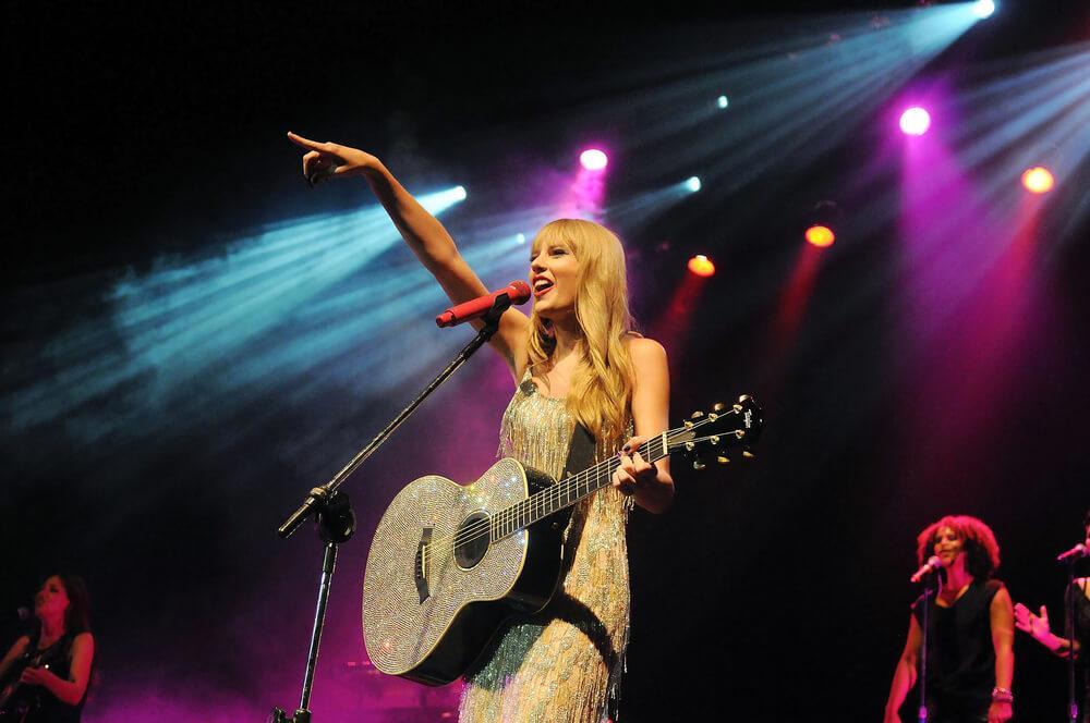 Rio de Janeiro, December 8, 2009. Singer Taylor Swift during her show at the HSBC Arena in Rio de Janeiro, Brazil